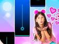 Igra Maria Clara i JP Piano Game Tiles  online