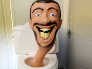 Igra Skibidi WC  online