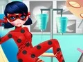 Igra Dotted Girl Ambulance For Superhero online