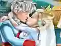 Igra Ice Queen Wedding Kiss online