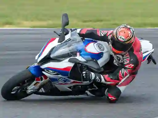 Igra BMW S1000RR online
