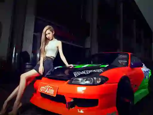 Igra Girls and Cars online