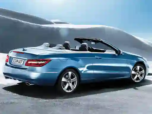 Igra Cabriolet Roadster Puzzle online