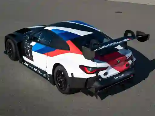 Igra BMW M4 GT3 Slide online